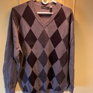 Claiborne men’s sweater, gently worn, no stains or rips, size large